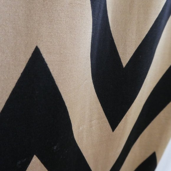 Francesca's Chevron Dress Smocked Strapless Bird S - Picture 8 of 8